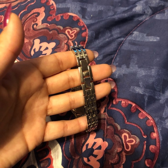 Woman’s watch - Picture 3 of 3